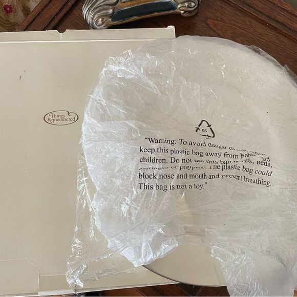 Things Remembered Satin Silver Plated Tray - Picture 2 of 3